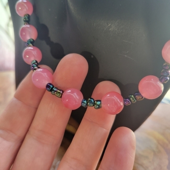 New Handmade Chocker Necklace With Pink & Black Iridescent Glass Beads Size 15" - Picture 4 of 7
